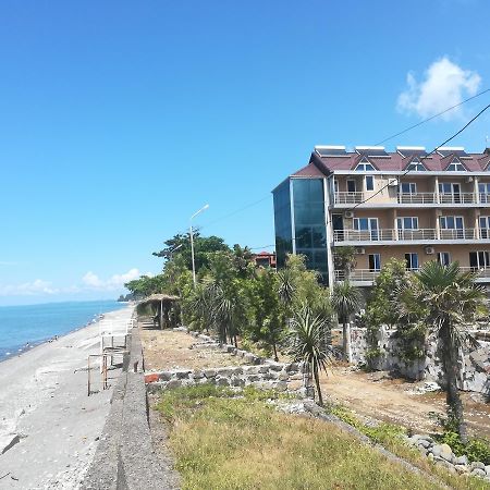 Sunny Land Hotel Chakvi Buitenkant foto